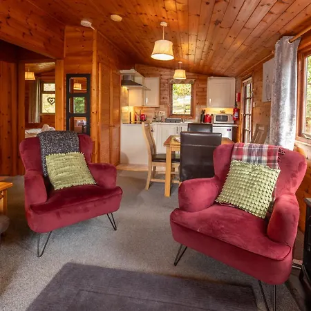 Daire Black Moss Tarn Neaum Crag Skelwith Bridge